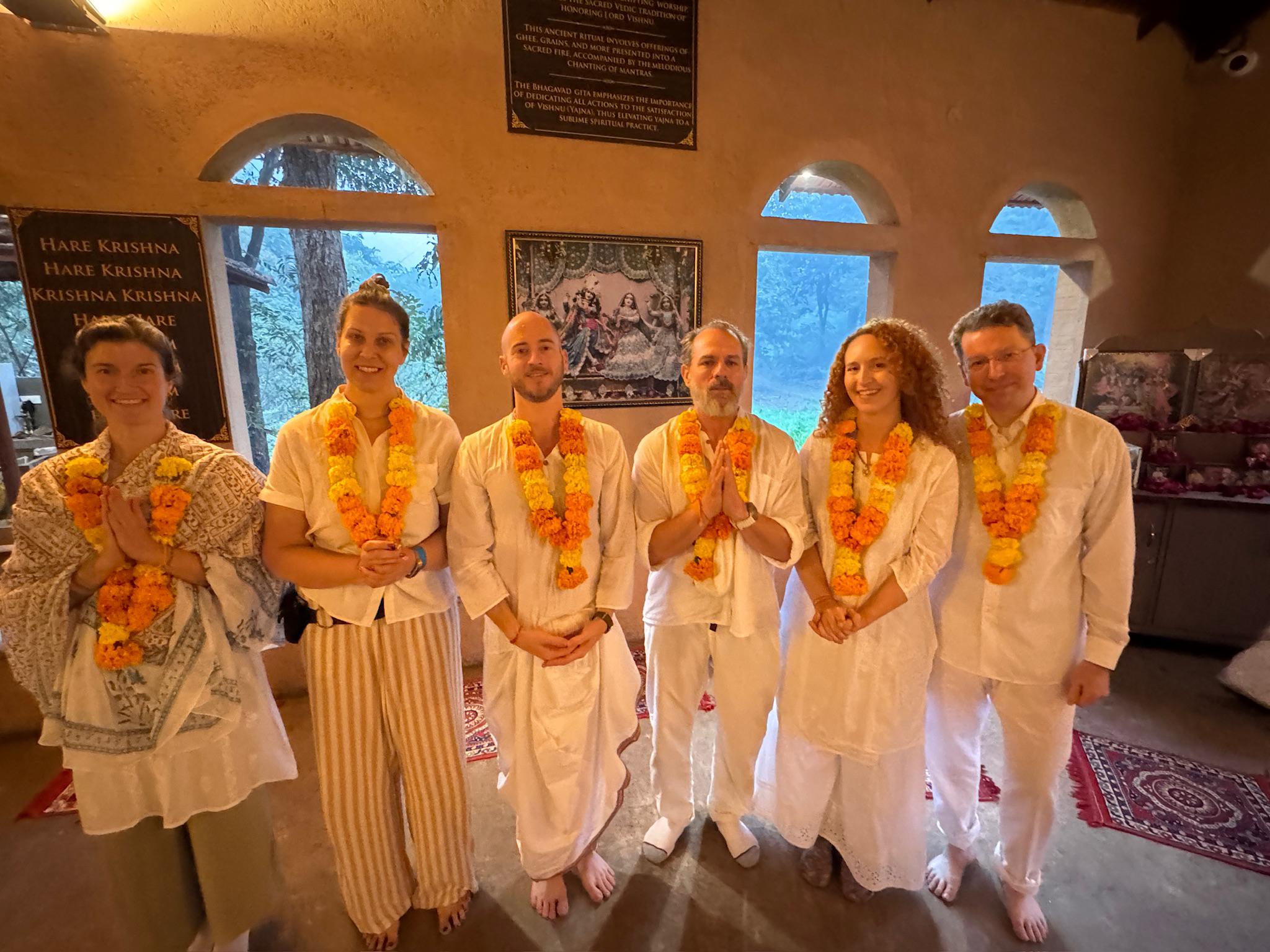 temple-ceremony-malas